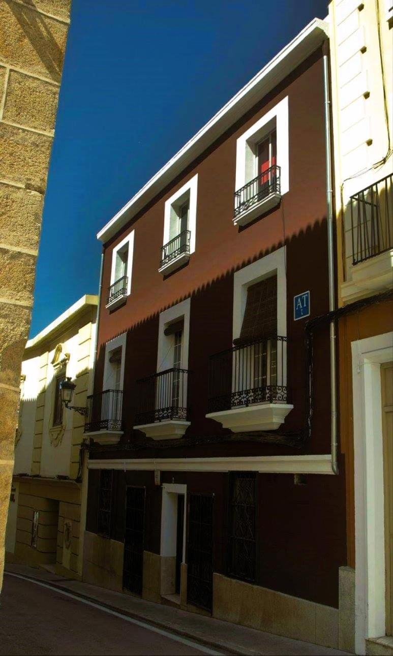 Las Cuatro Esquinas De Caces Esterno foto