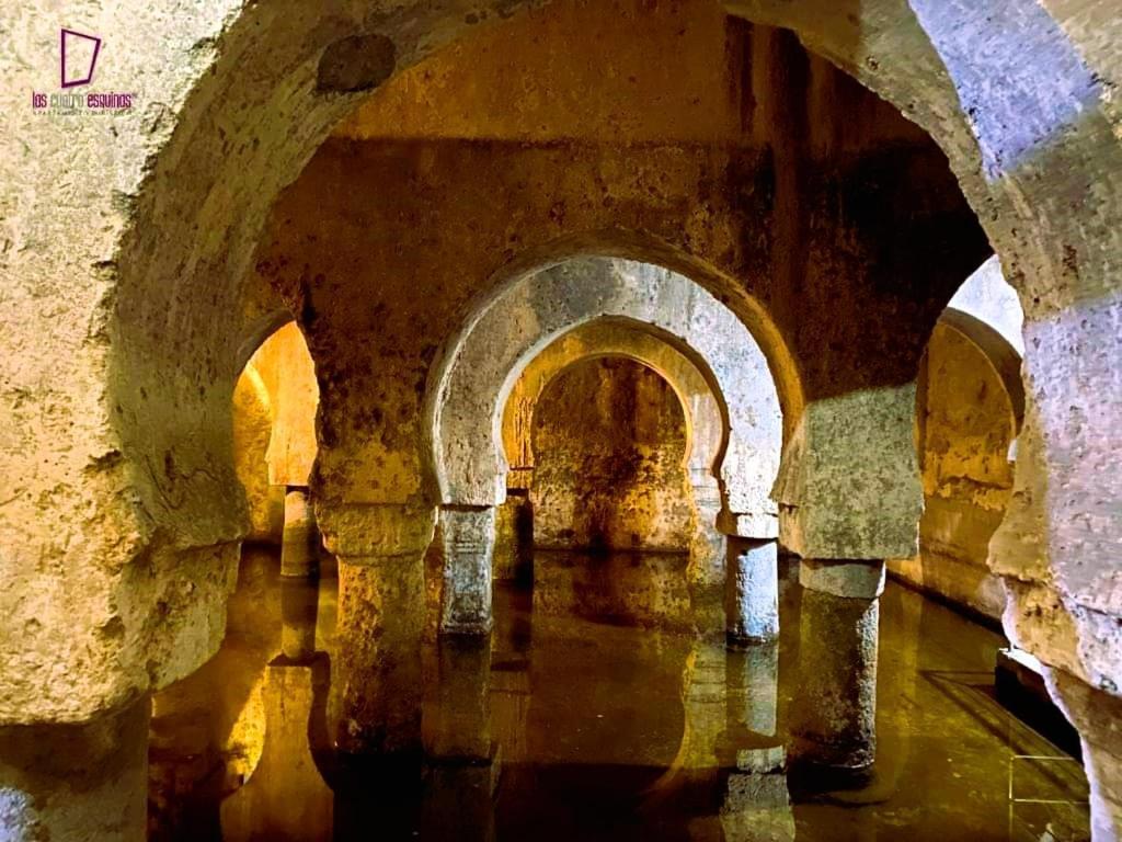 Las Cuatro Esquinas De Caces Esterno foto